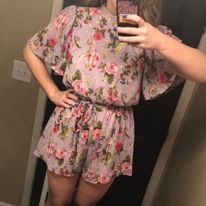 Floral feminine romper